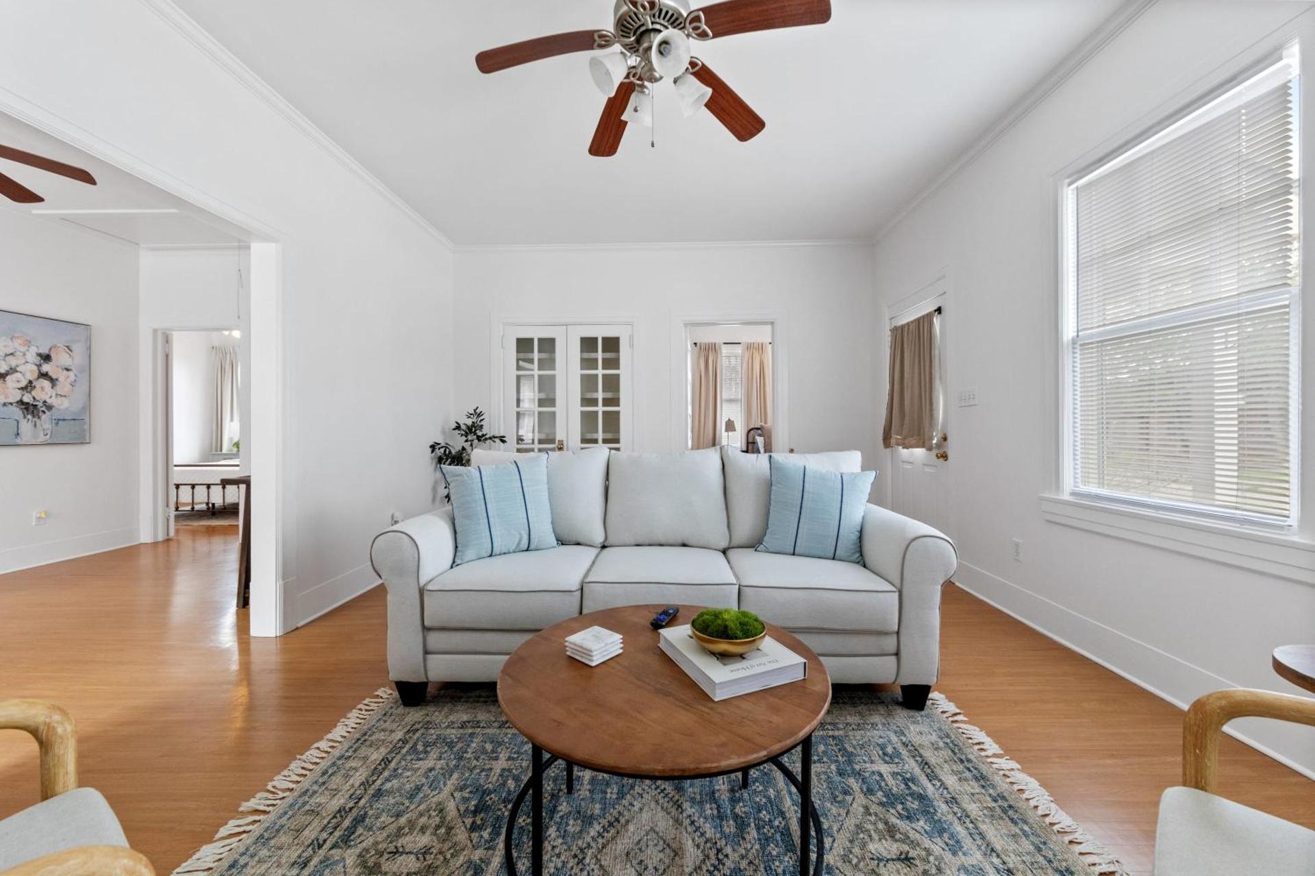 Historic Home w a Fresh Look - Downtown