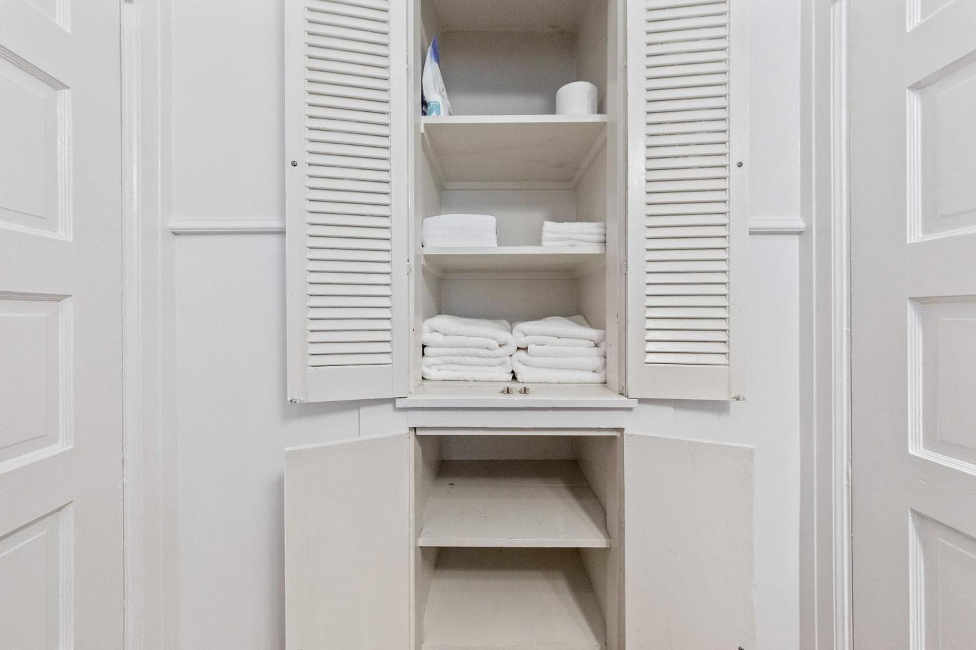 Historic Home w a Fresh Look - Downtown