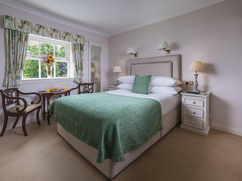 Dingle Benners Hotel