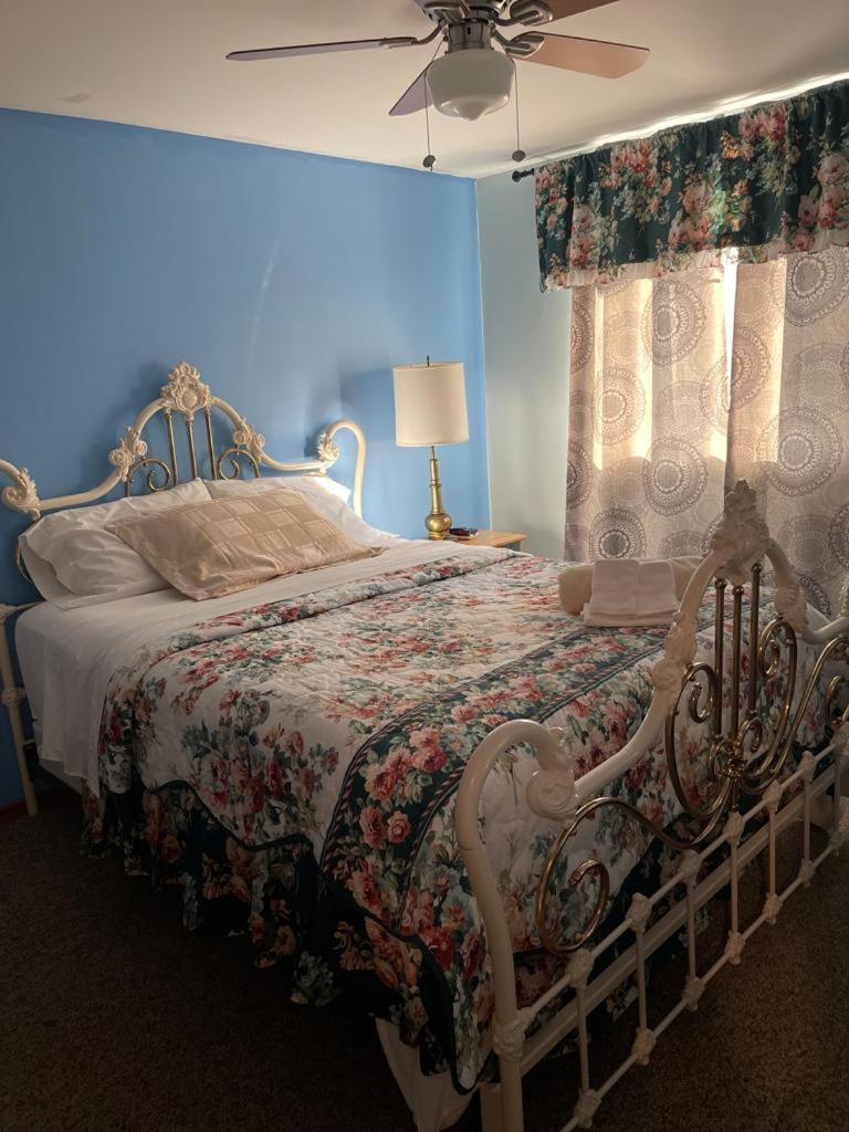 Comfortable Stay In Beautiful Home