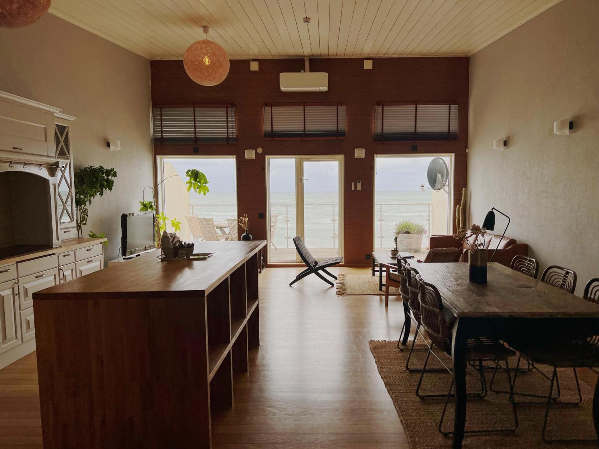 Apartment with Sea View