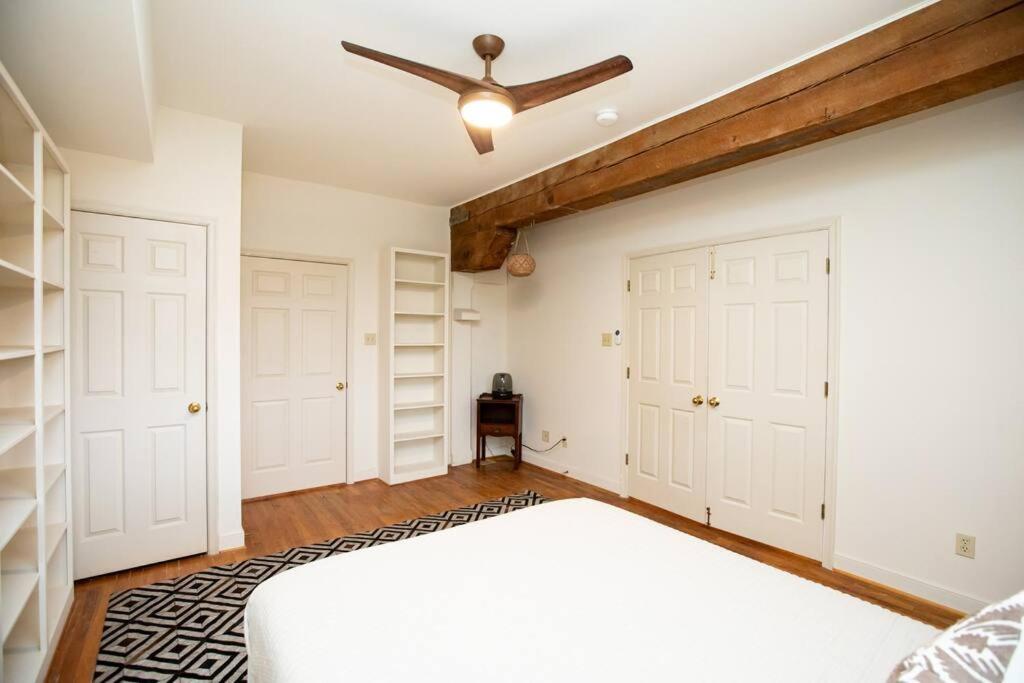 Farmville Modern Loft