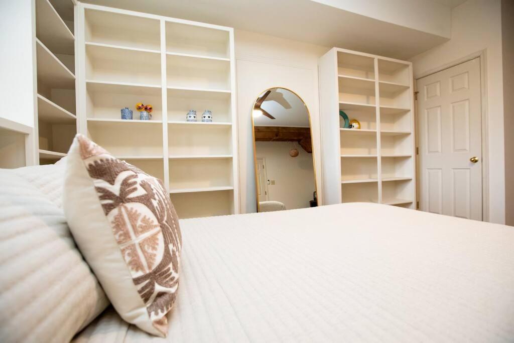 Farmville Modern Loft