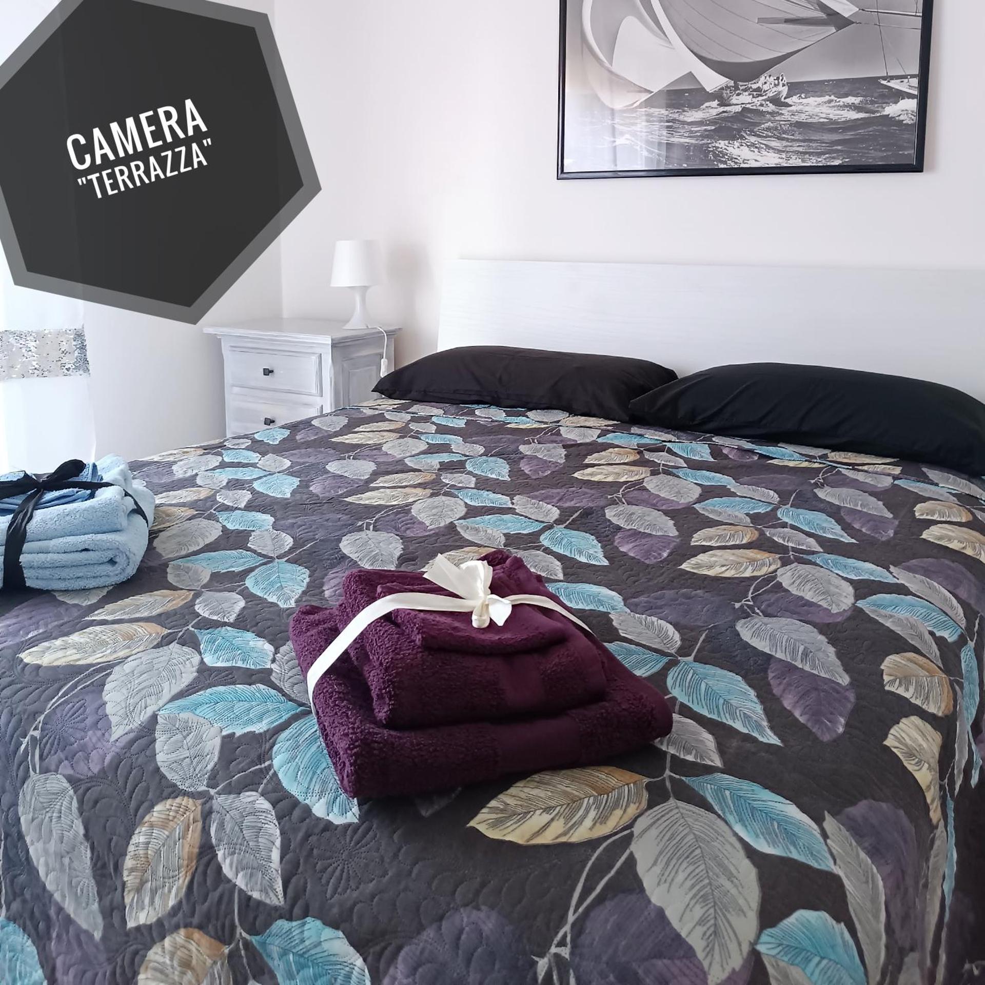 La Terrazza sul Reno - in pieno centro-due passi da Villa Chiara - comodo Unipol Arena