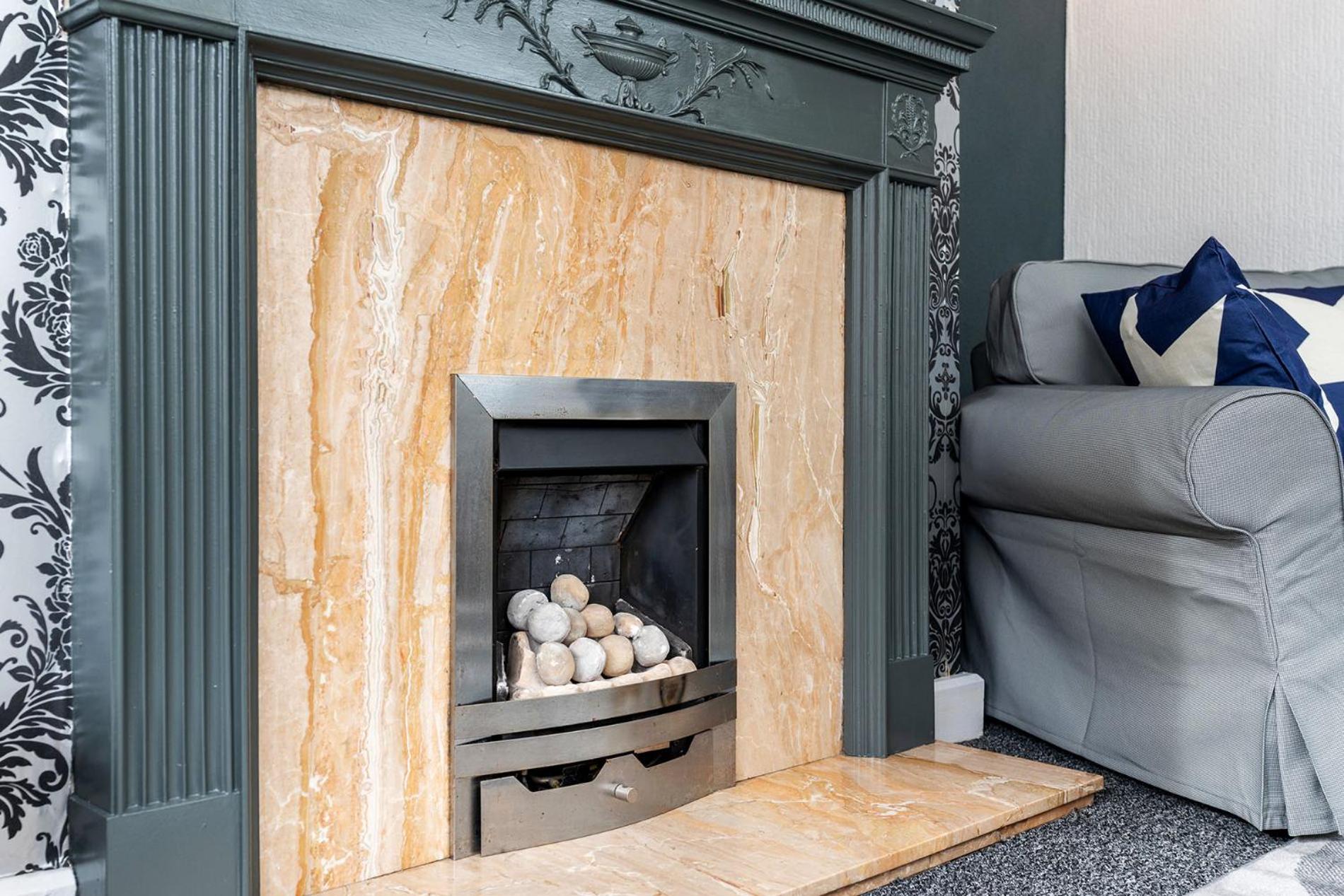 Bishop's Little Palace