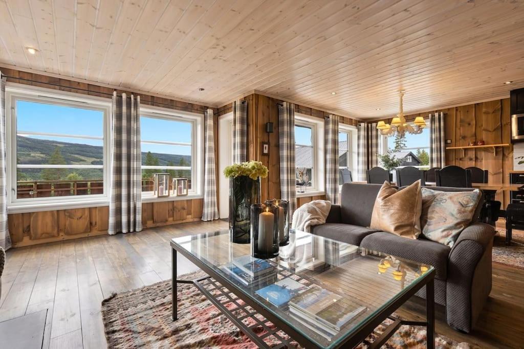 Family-friendly cabin at Hemsedal w sauna, skiing & golf at your doorstep