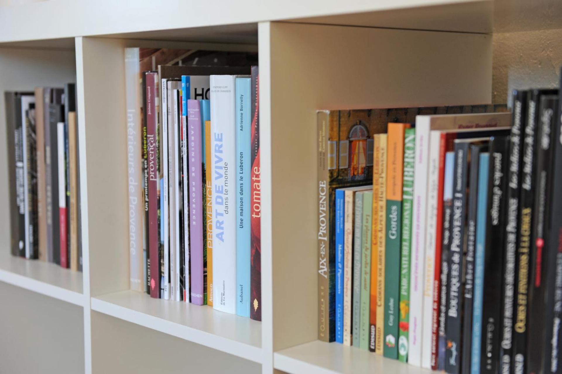 Mas Oréa Sous la glycine