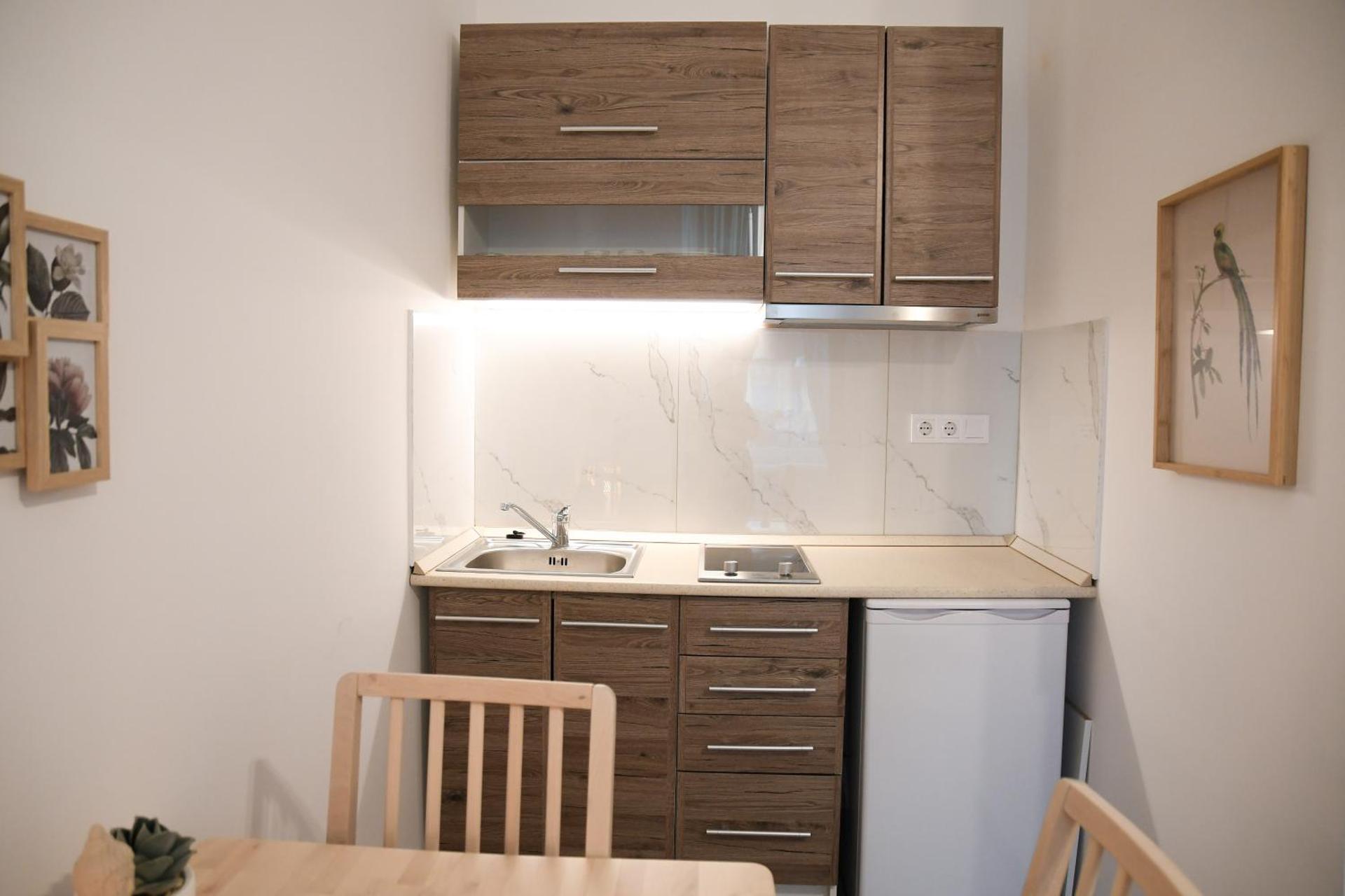 Buda Central Mini Studios