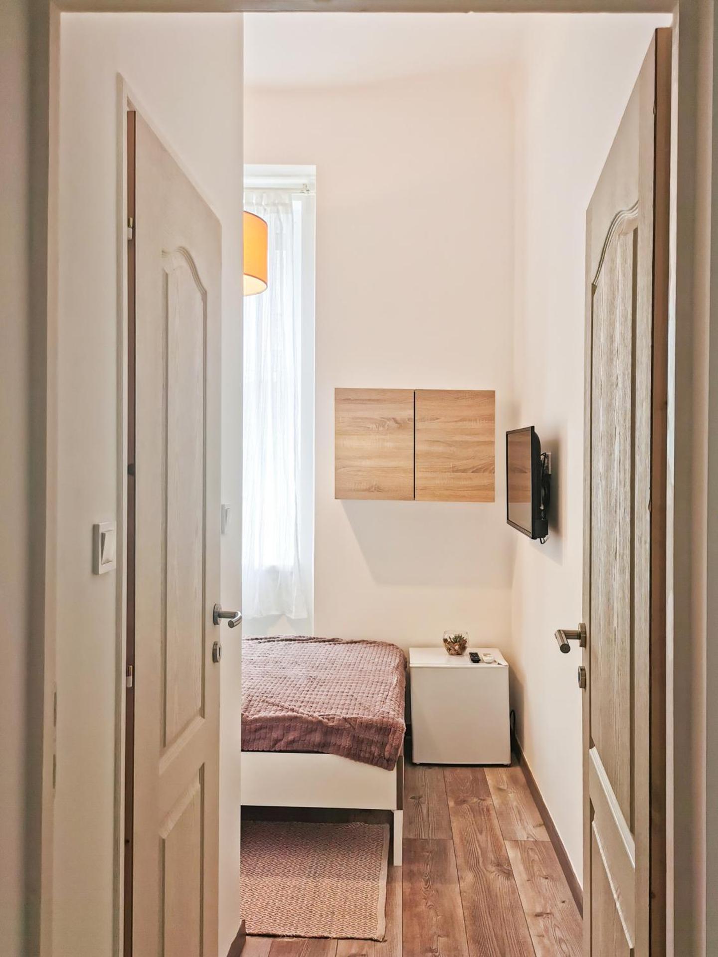 Buda Central Mini Studios