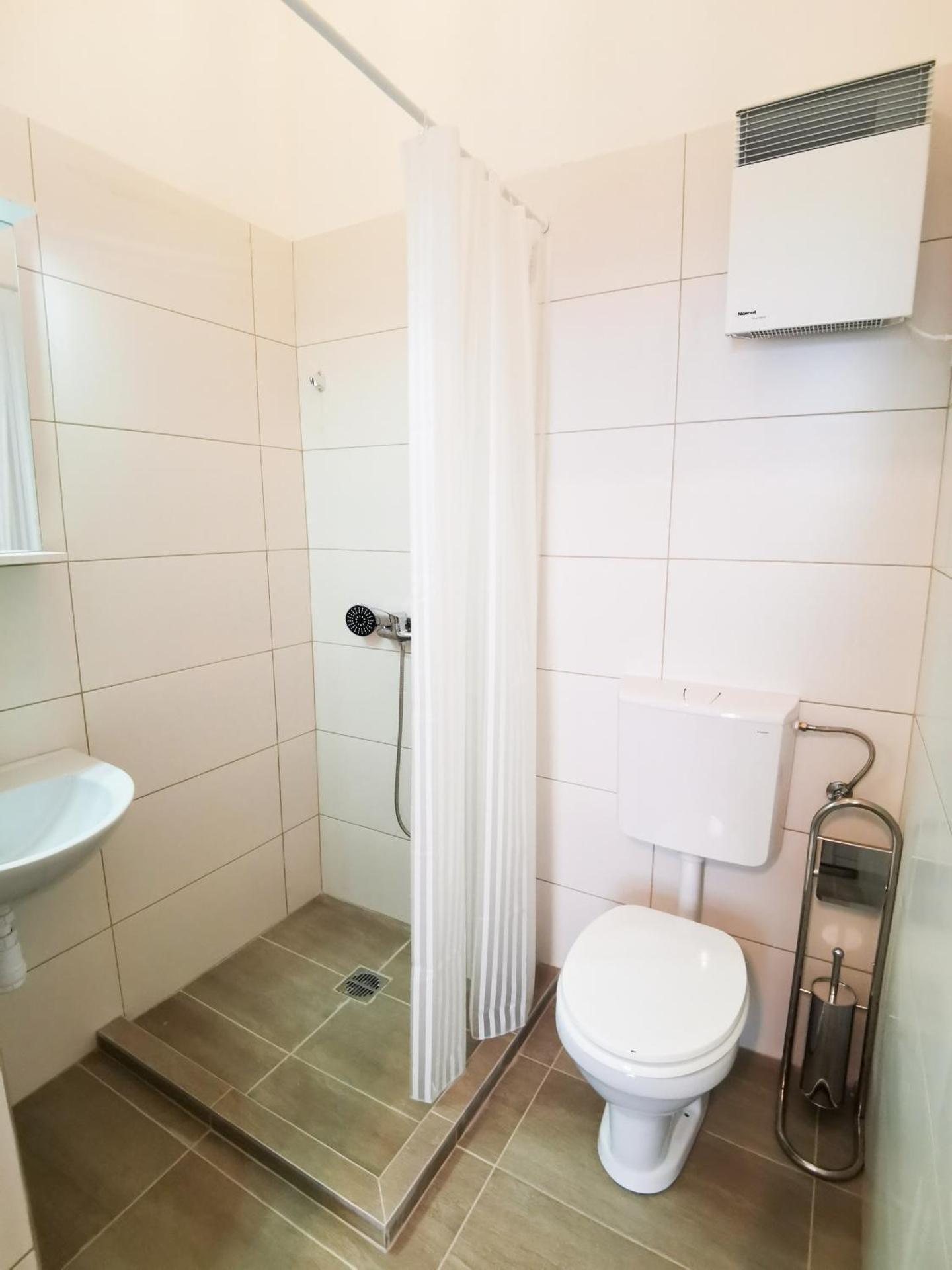 Buda Central Mini Studios