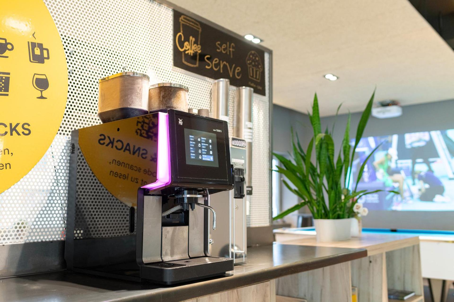 Coffee/tea facilities