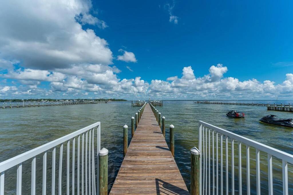 Bay and Beach Relaxation