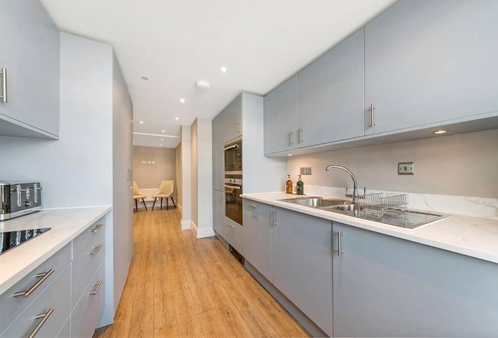 3bdBond StrMayfair - Sleeps 7