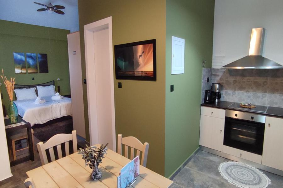 Bungalow with Garden View