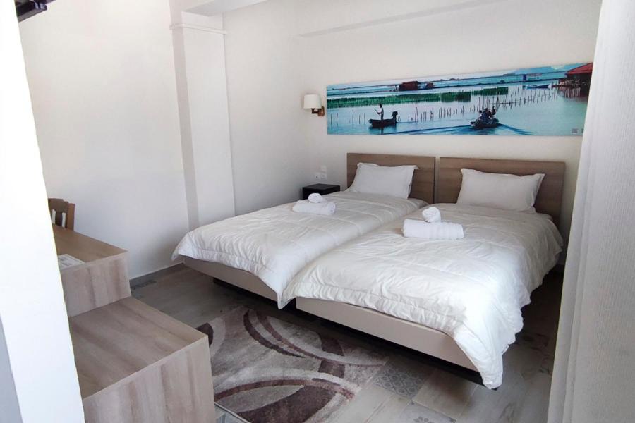 Socrates Organic Village - Wild Olive