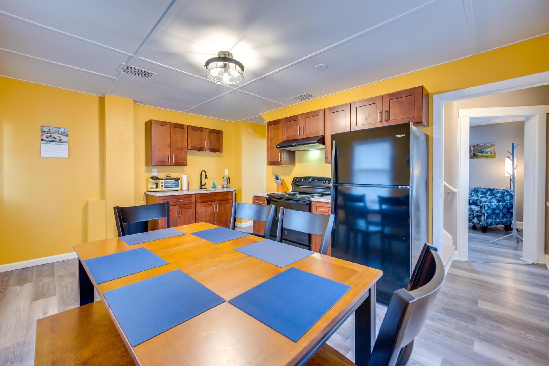 Easthampton Vacation Rental - Walk to Breweries!