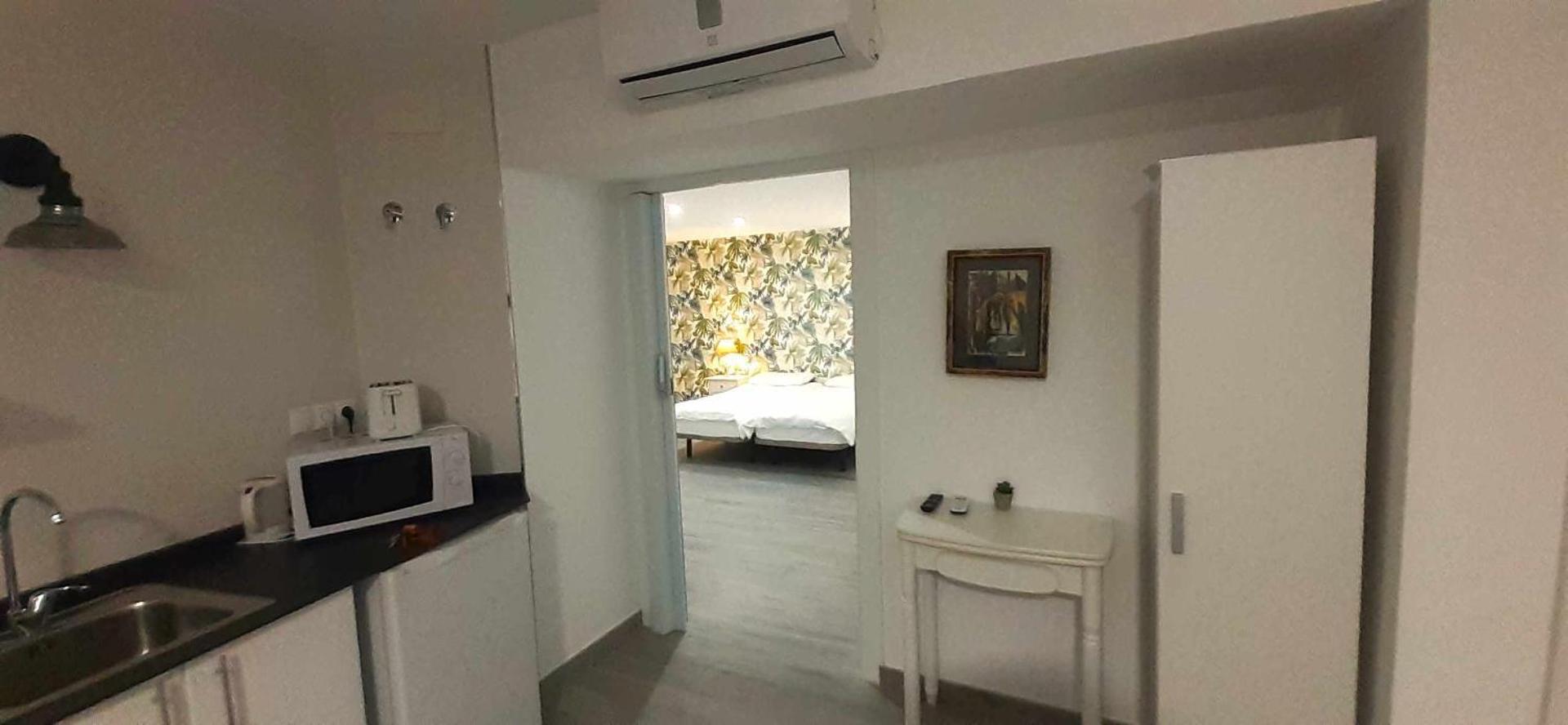 Coqueto Apartamento en el Corazón de Madrid Sol