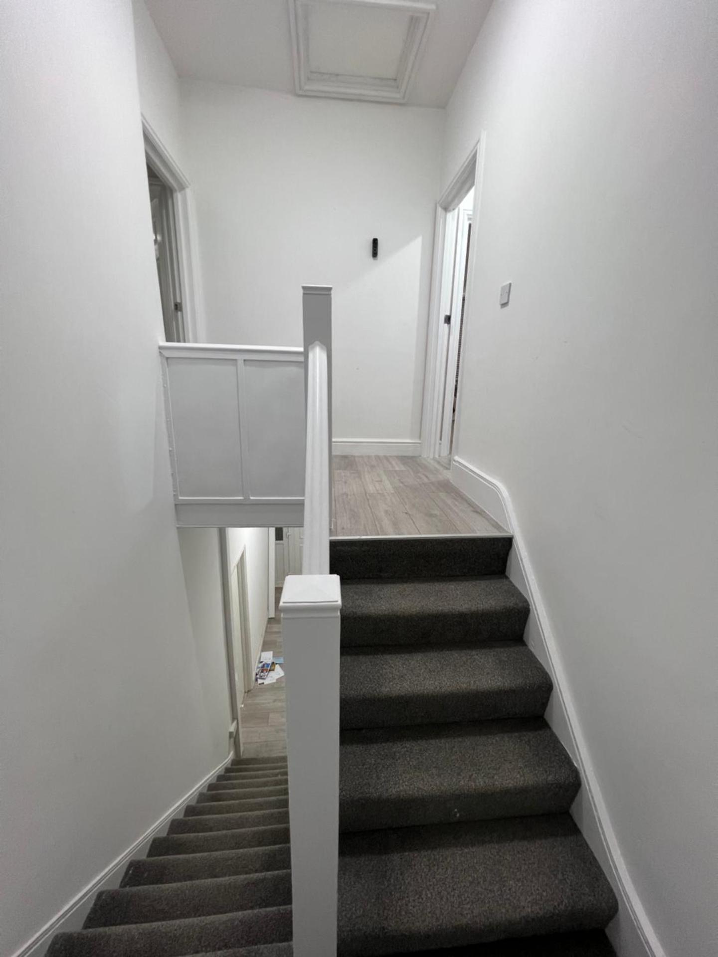 F4 Luxury Stays One bed apartment with Parking