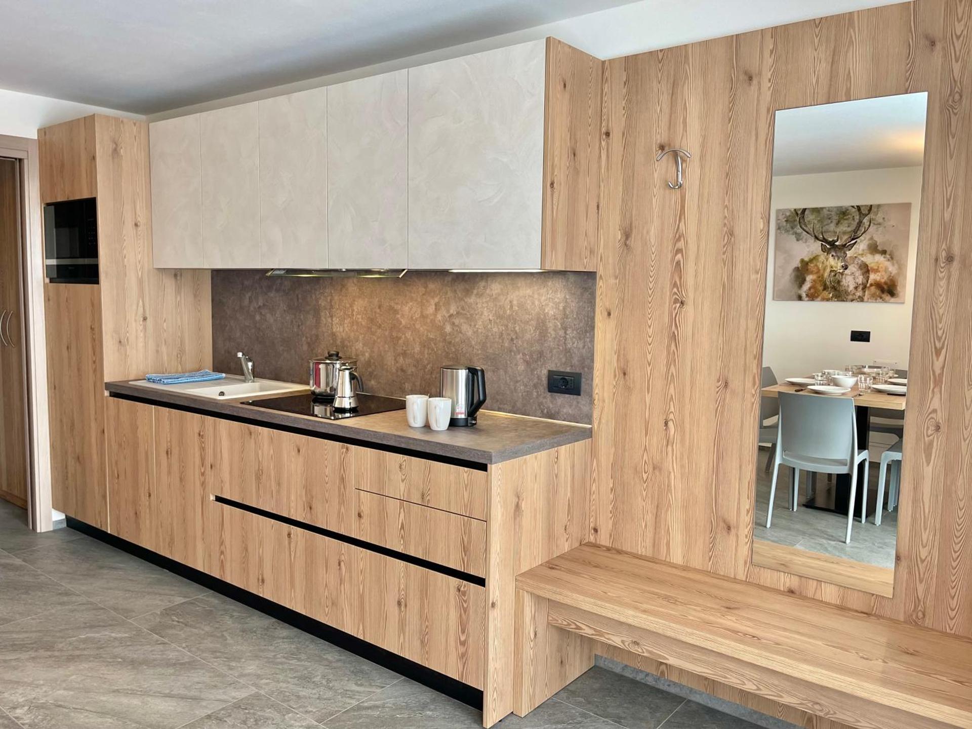 Kitchen or kitchenette