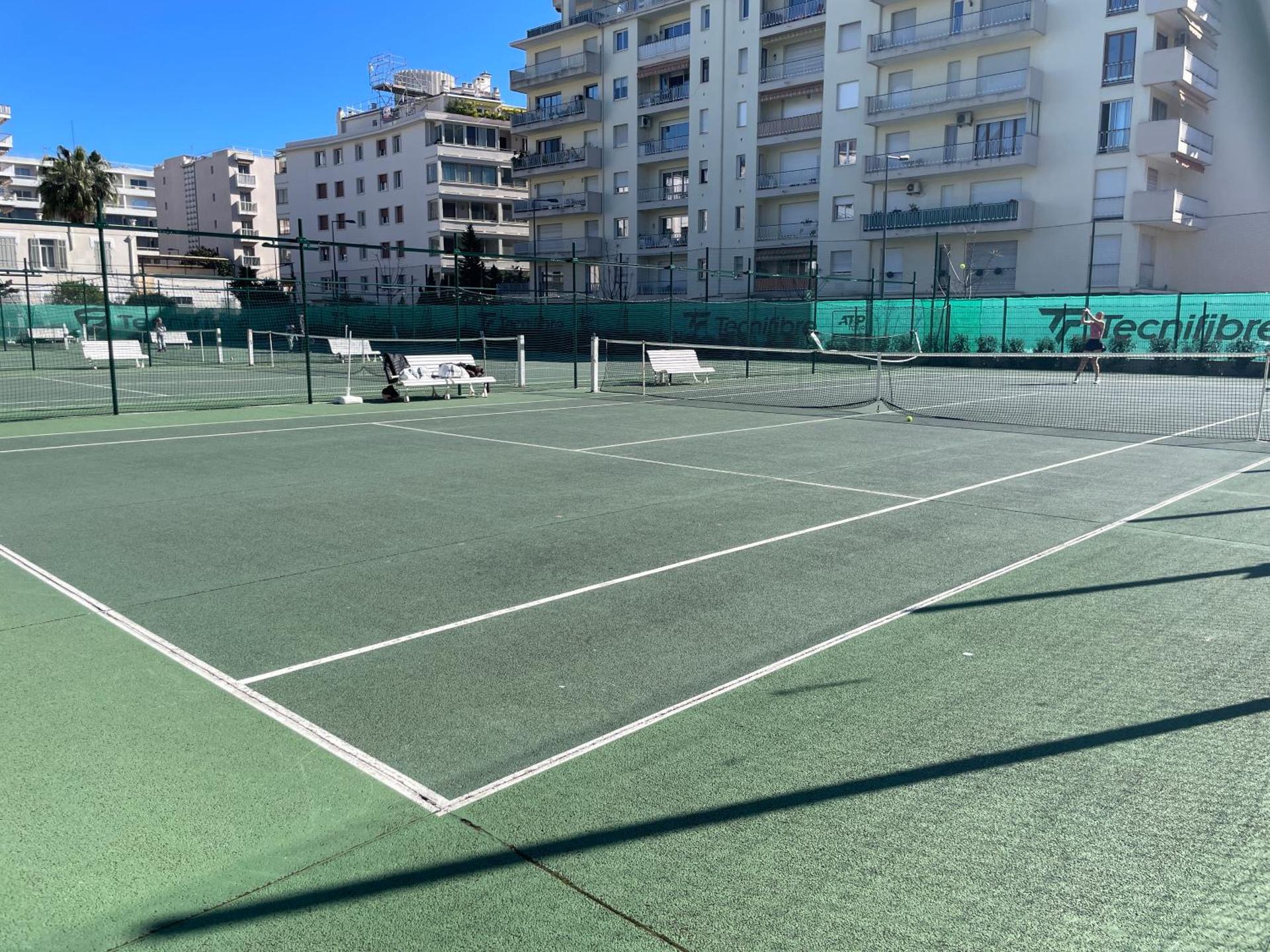 Cannes CROISETTE - plages - palais - bord de mer - Appartement moderne et lumineux avec balcon