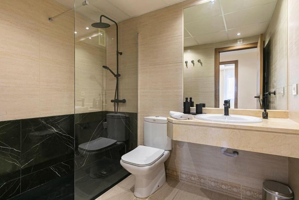 Spacious and luxurious apartment in Puerto Banus