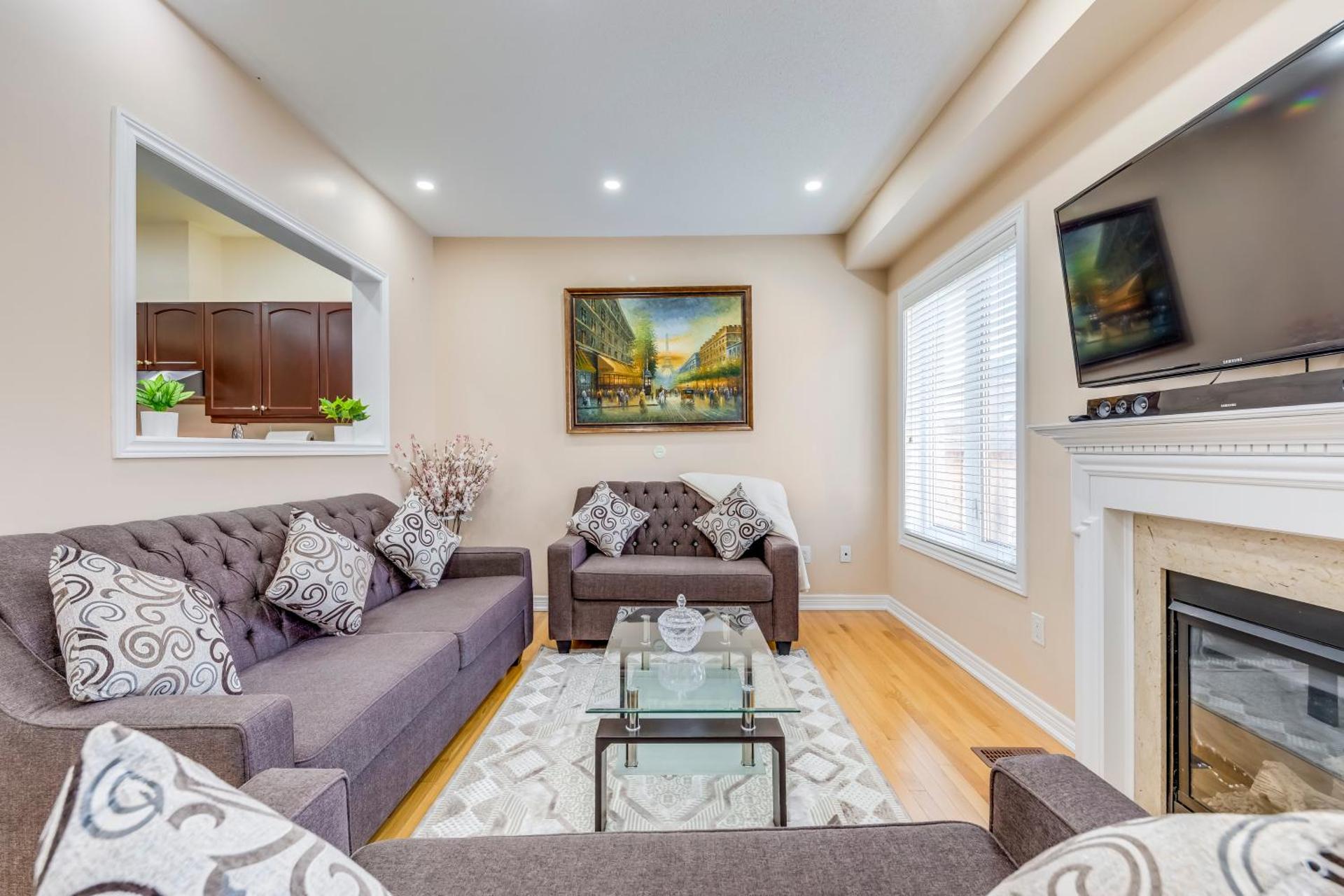 Avid vacation palace in Castlemore , Brampton