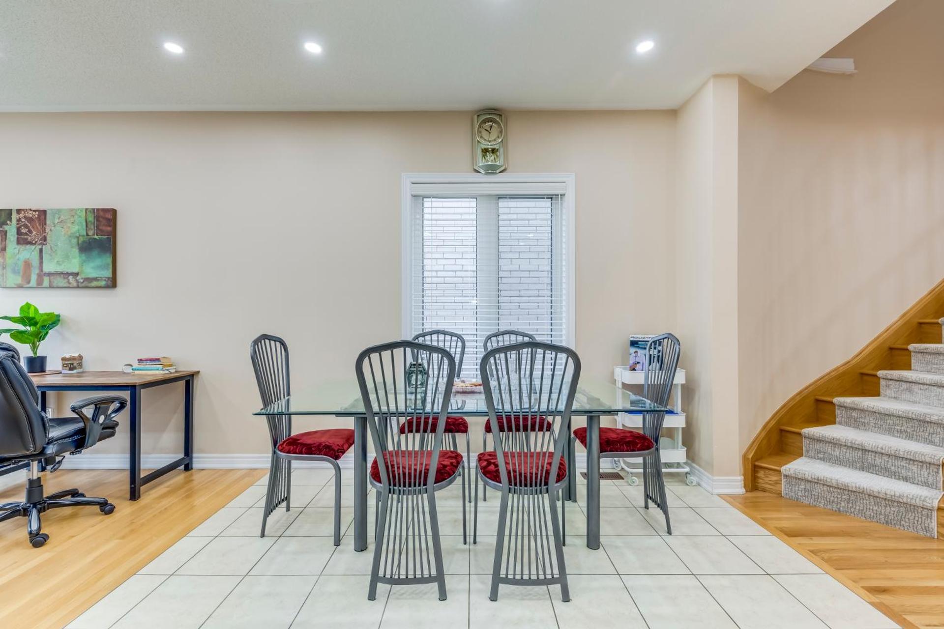 Avid vacation palace in Castlemore , Brampton