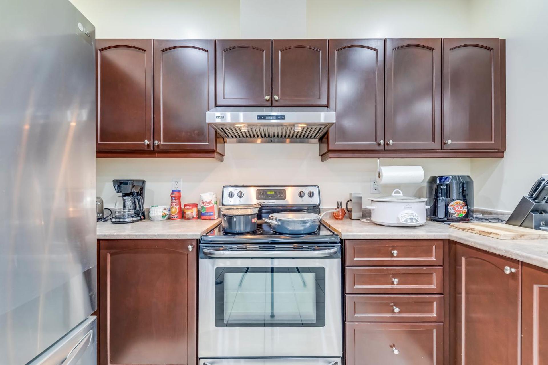 Avid vacation palace in Castlemore , Brampton