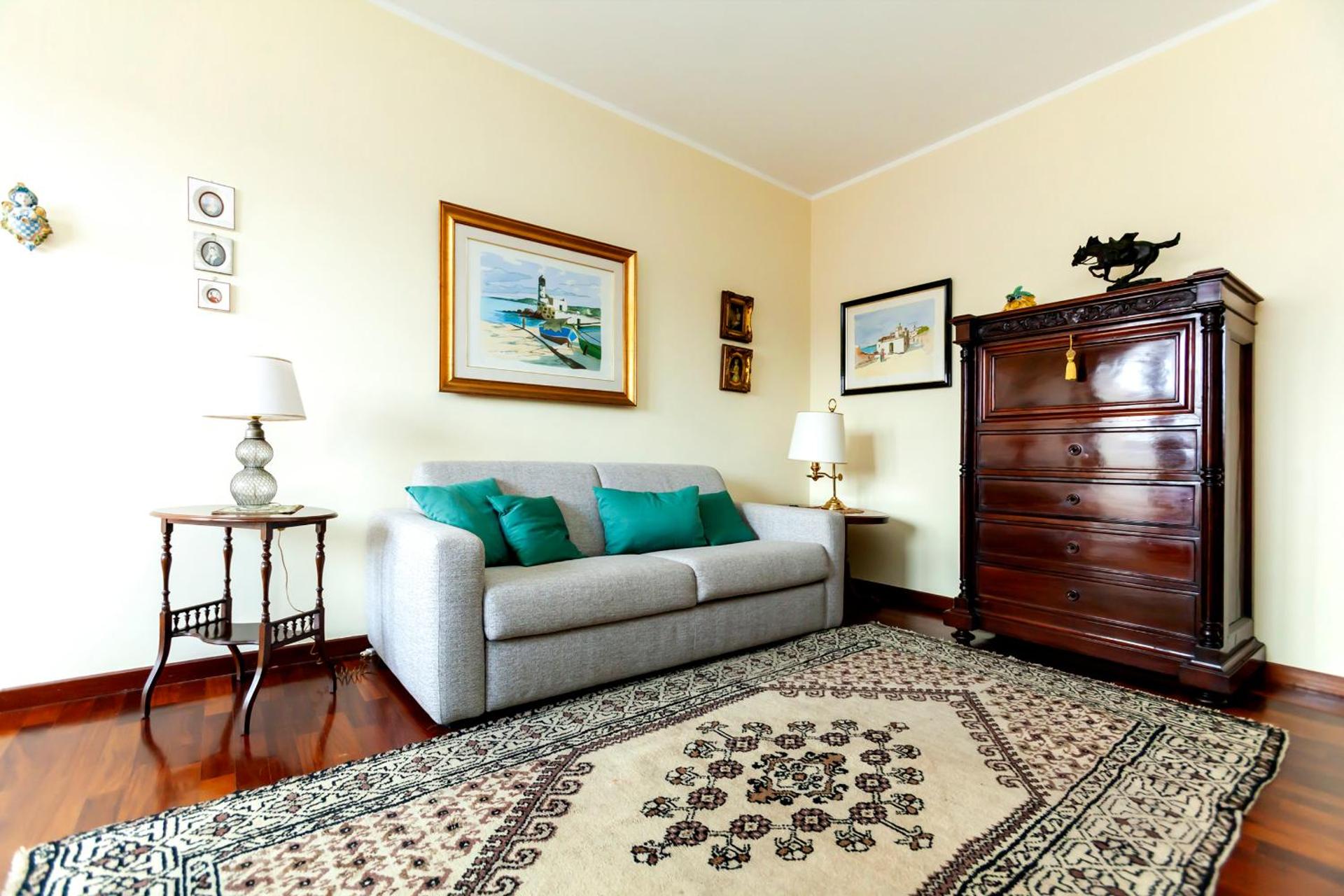 Appia Nuova Lucrezia Apartment