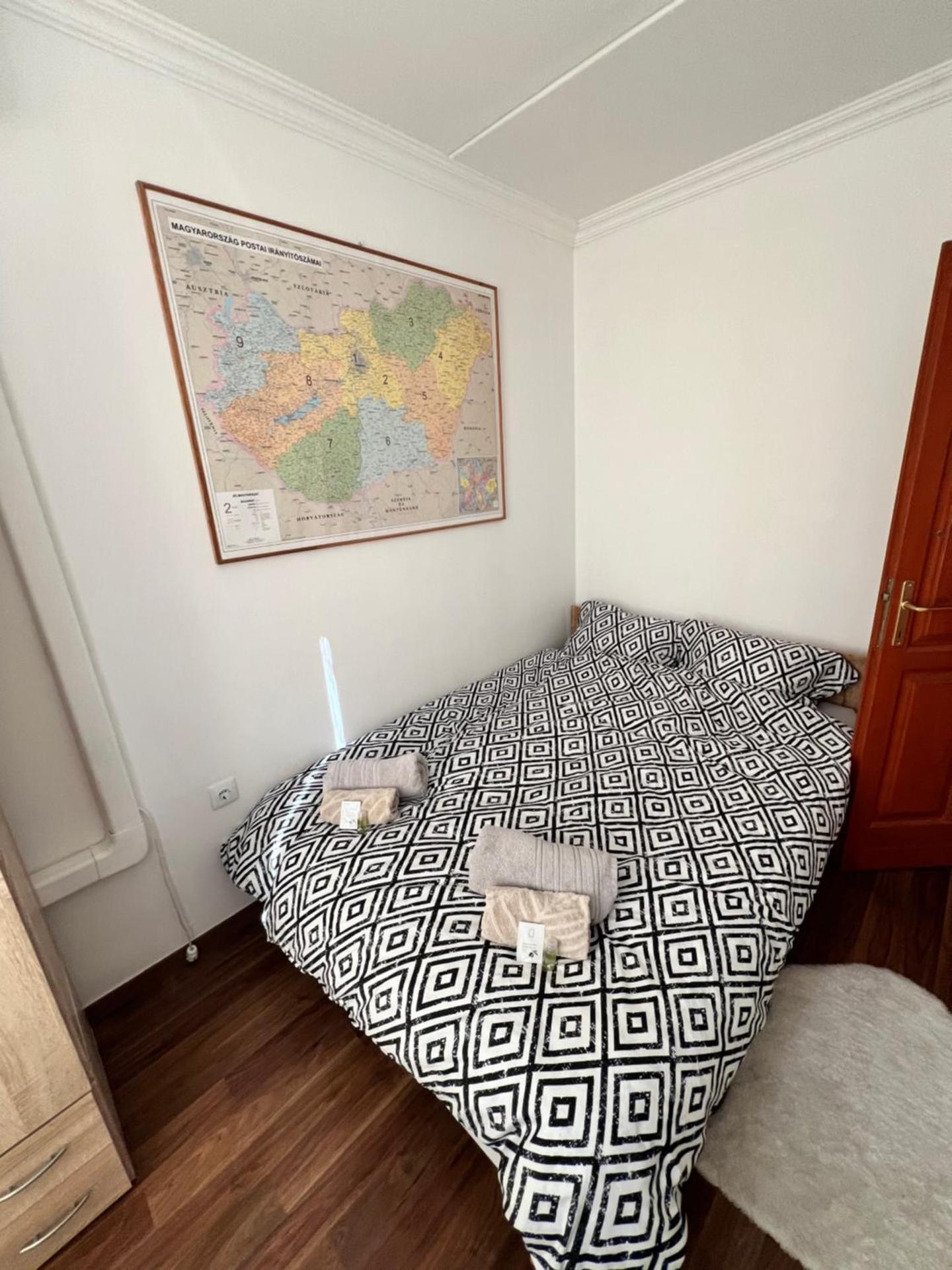 Meszlényi Apartman II