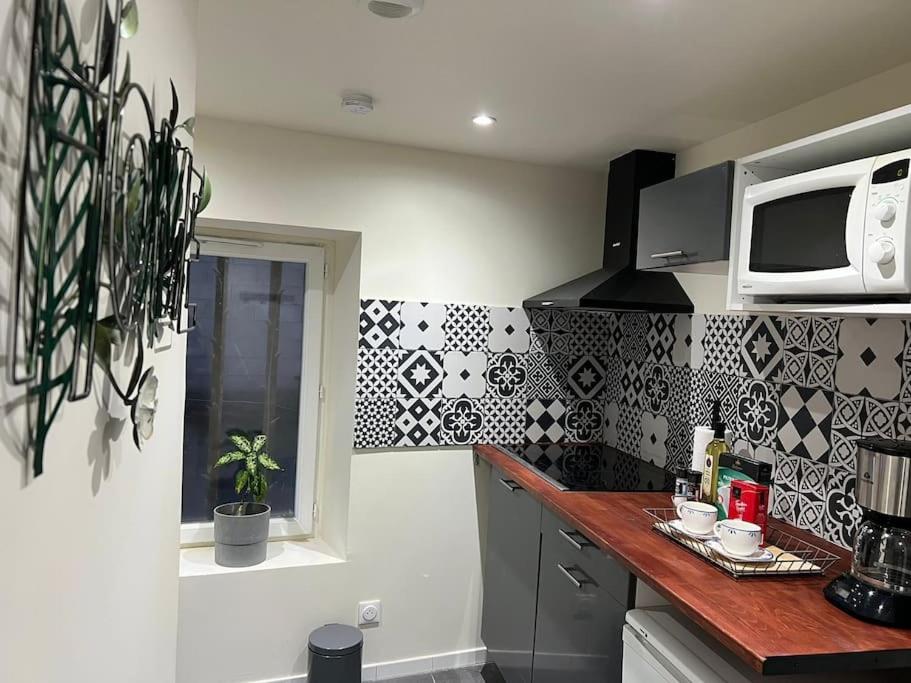 House BLUE. close of Stade de France.