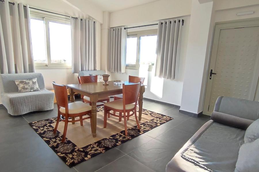 Socrates Organic Village - Wild Olive