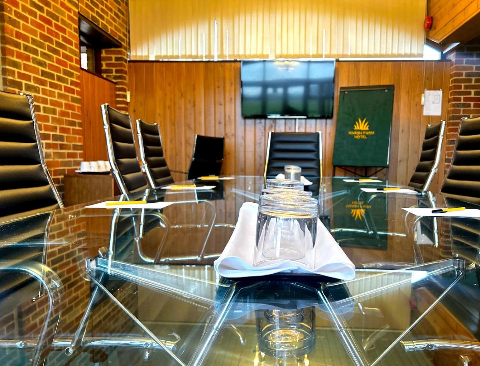 Meeting/conference room