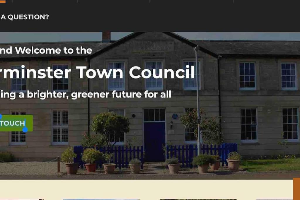 Large historic family home nr Longleat and Bath