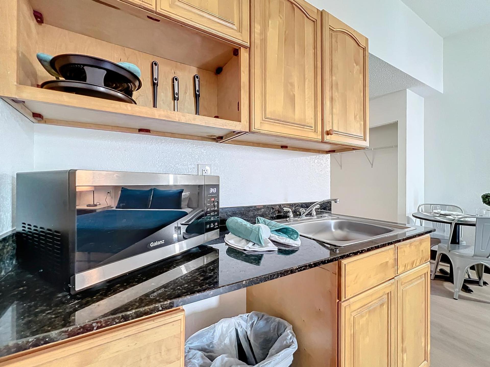 Kitchen or kitchenette