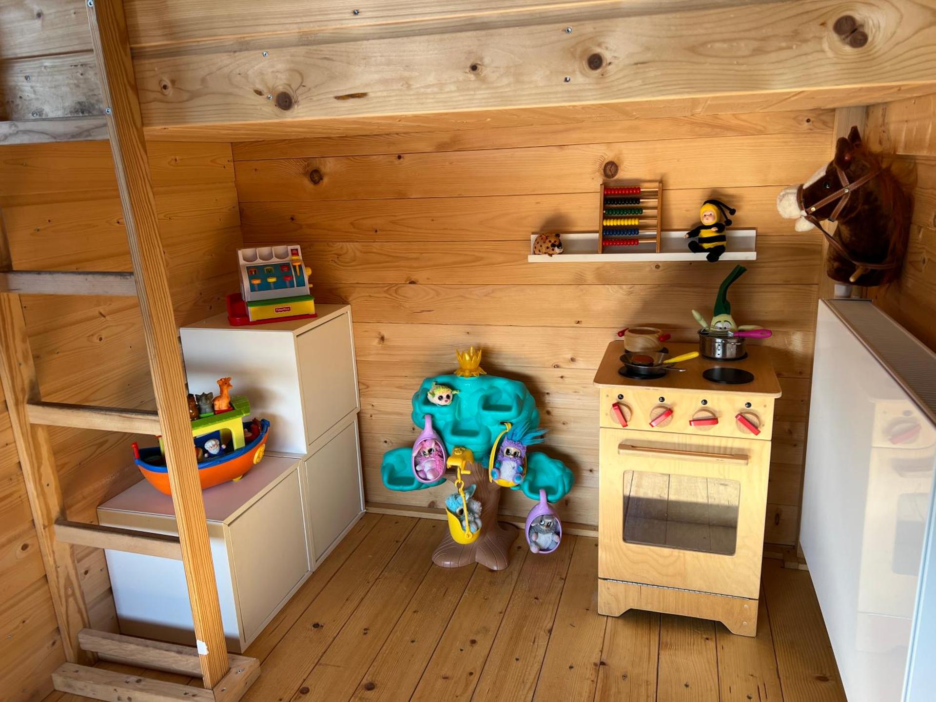 NEW - Private Cabin - on a lake near Amsterdam