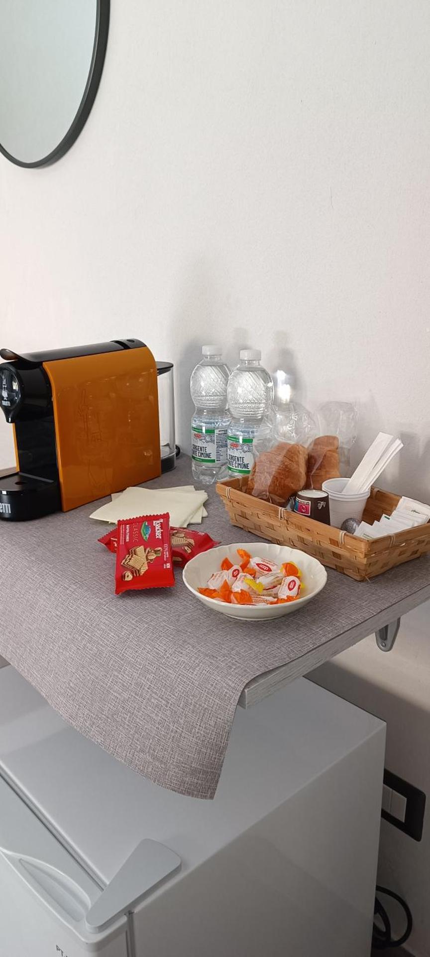 Coffee/tea facilities