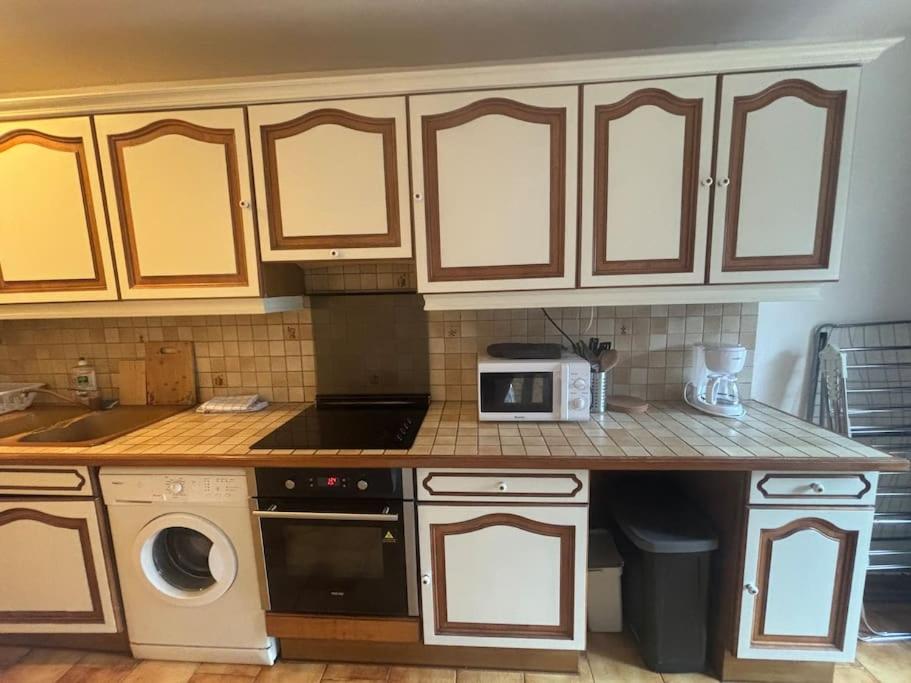 F2 avec Terrasse, Parking gratuit