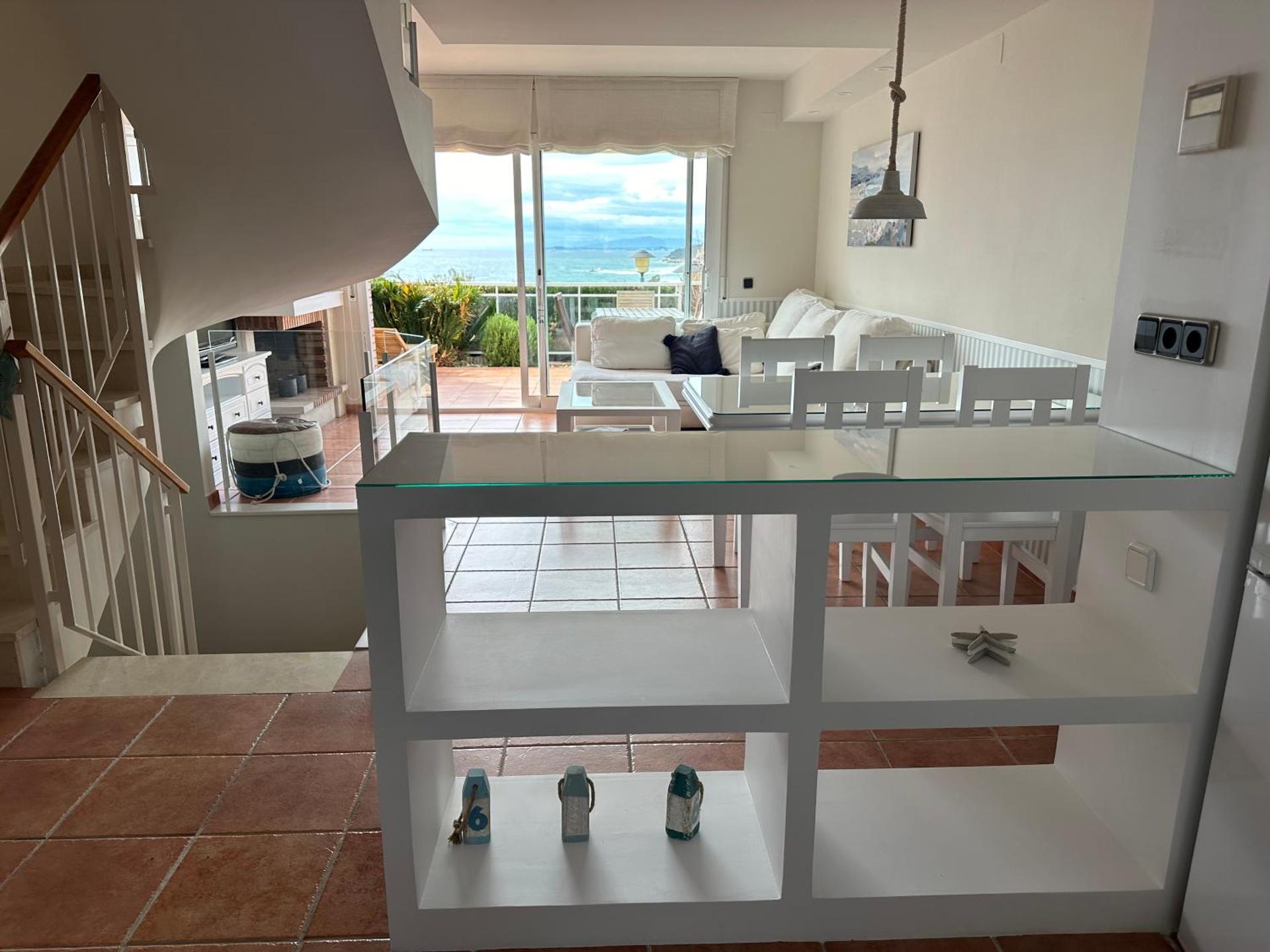 Villa Alex Altafulla Hermosa casa con espectaculares vistas al mar y a tocar de una idílica calita