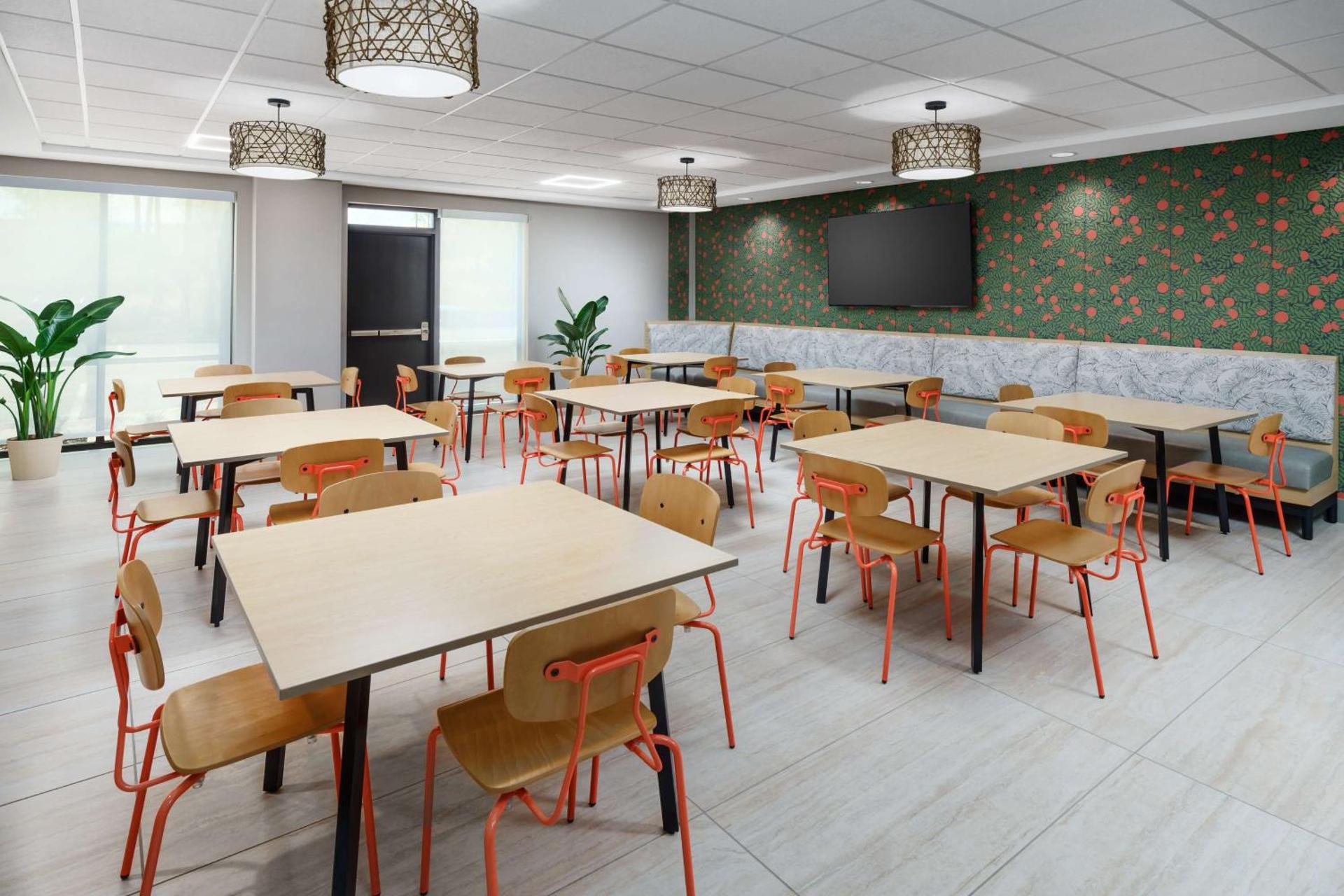 Meeting/conference room