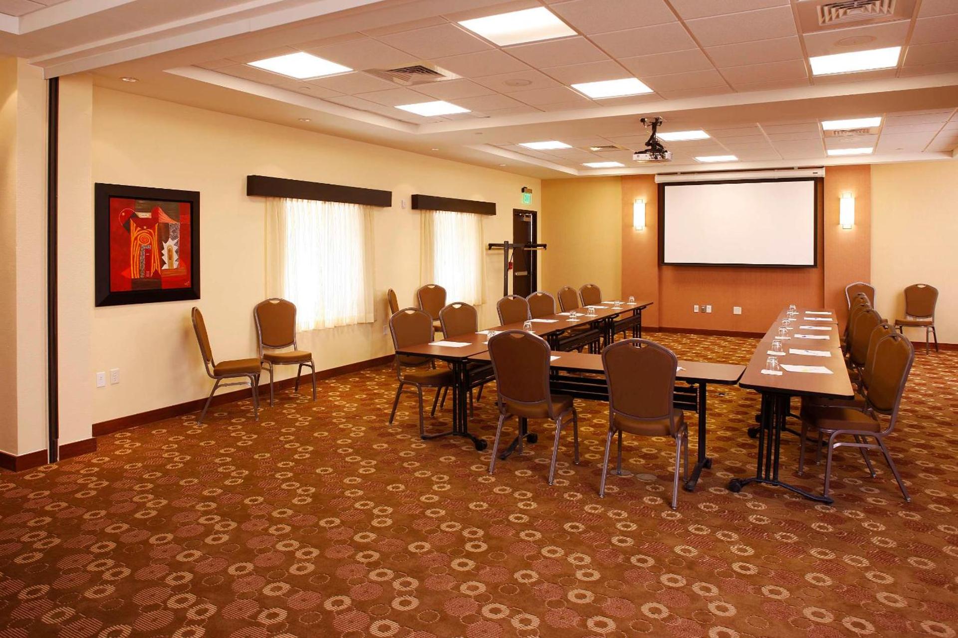 Meeting/conference room