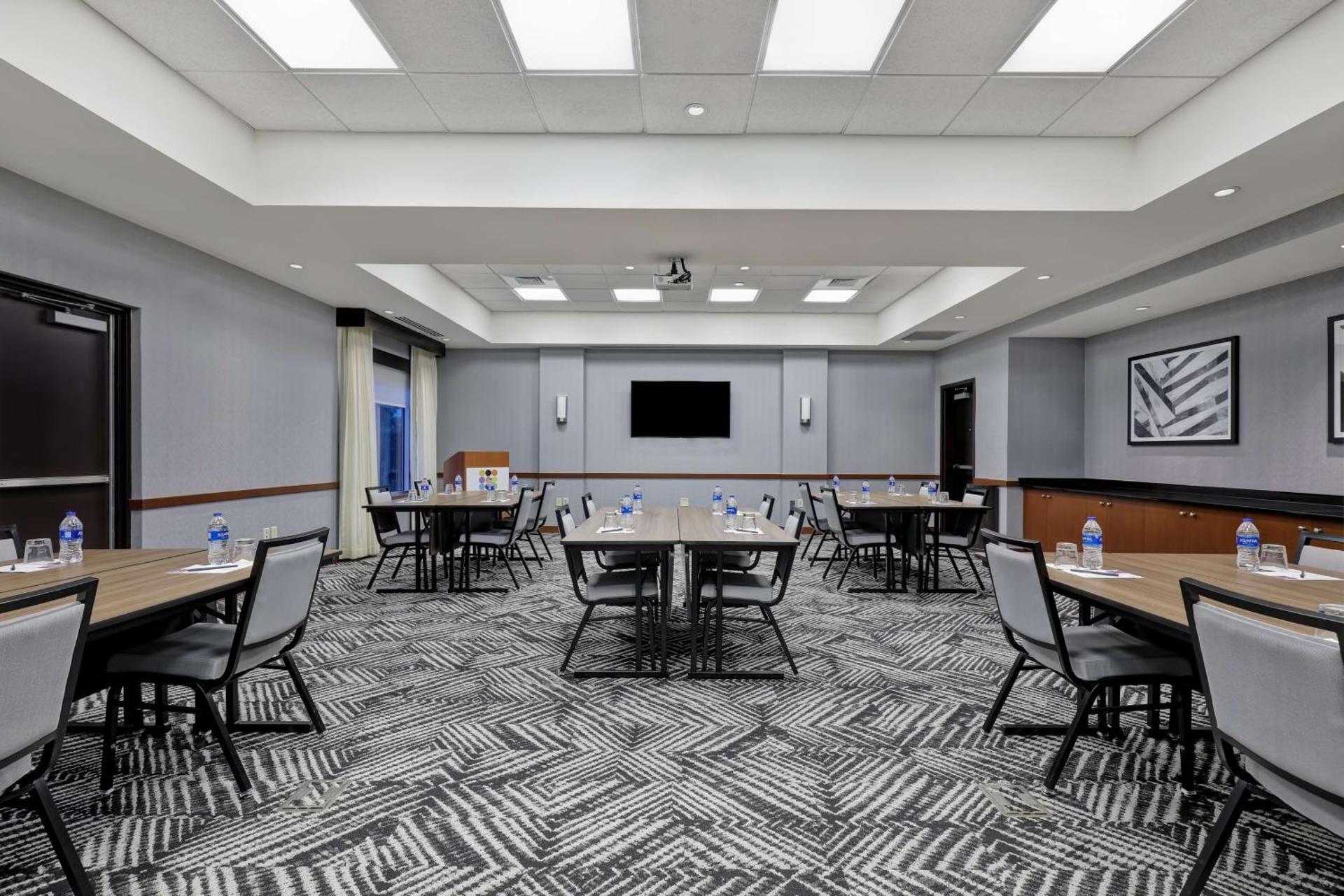 Meeting/conference room