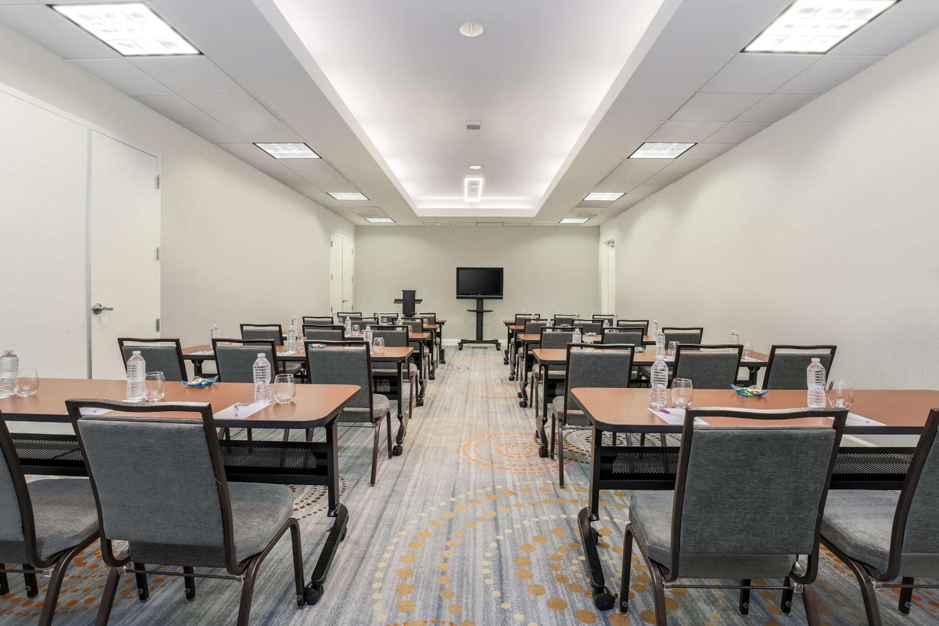 Meeting/conference room