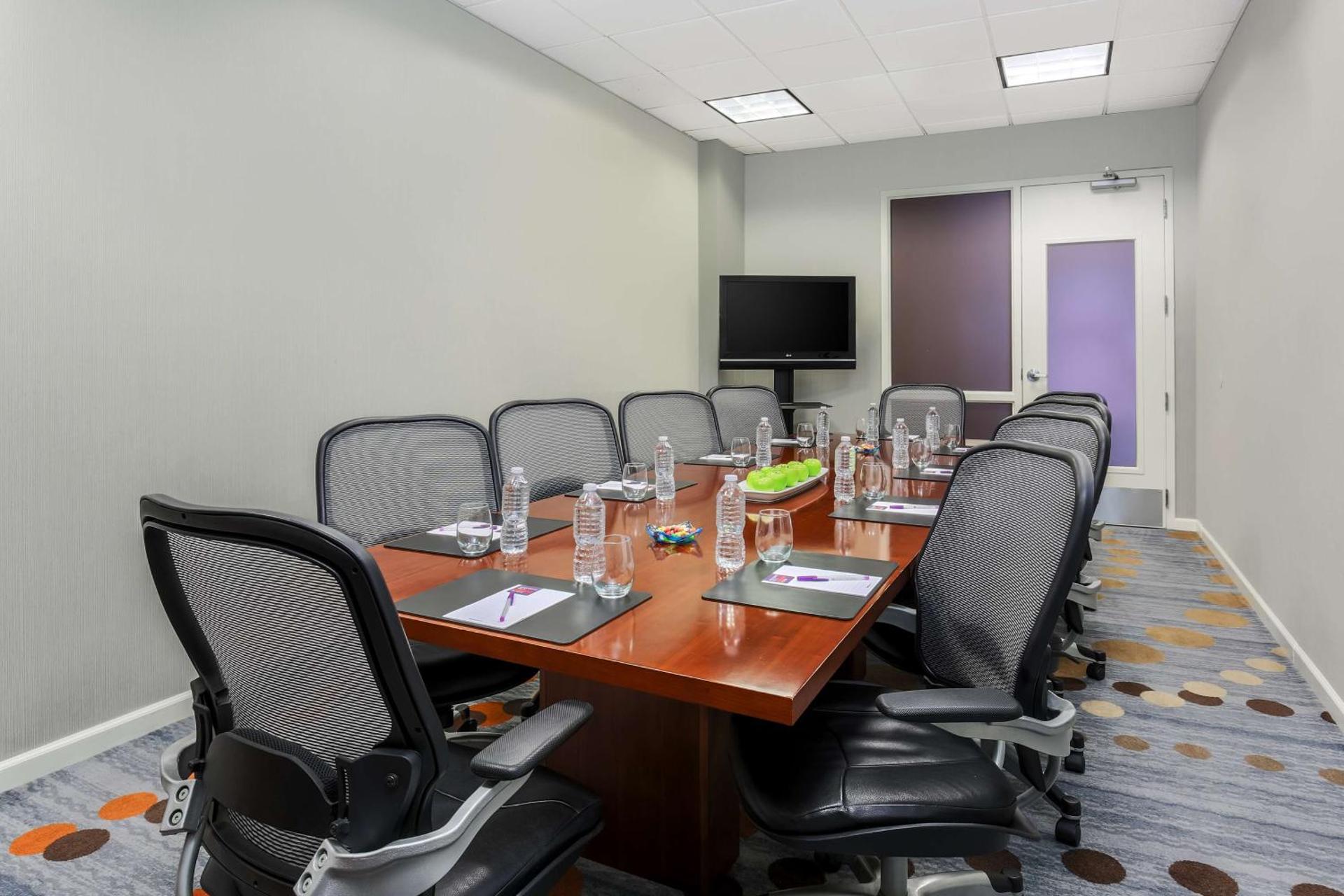 Meeting/conference room