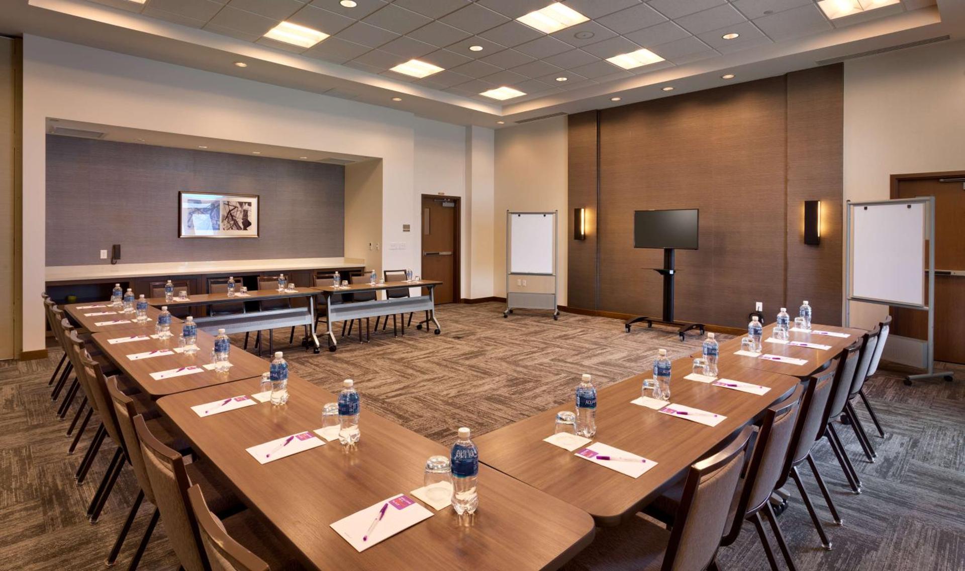 Meeting/conference room