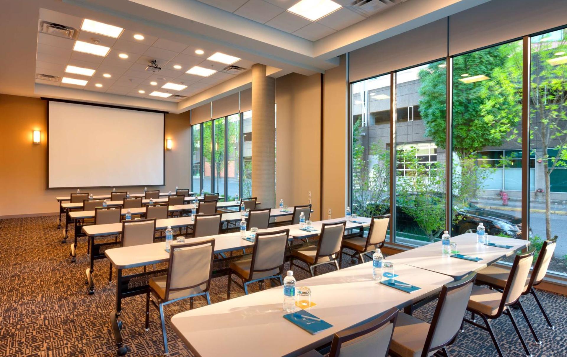 Meeting/conference room