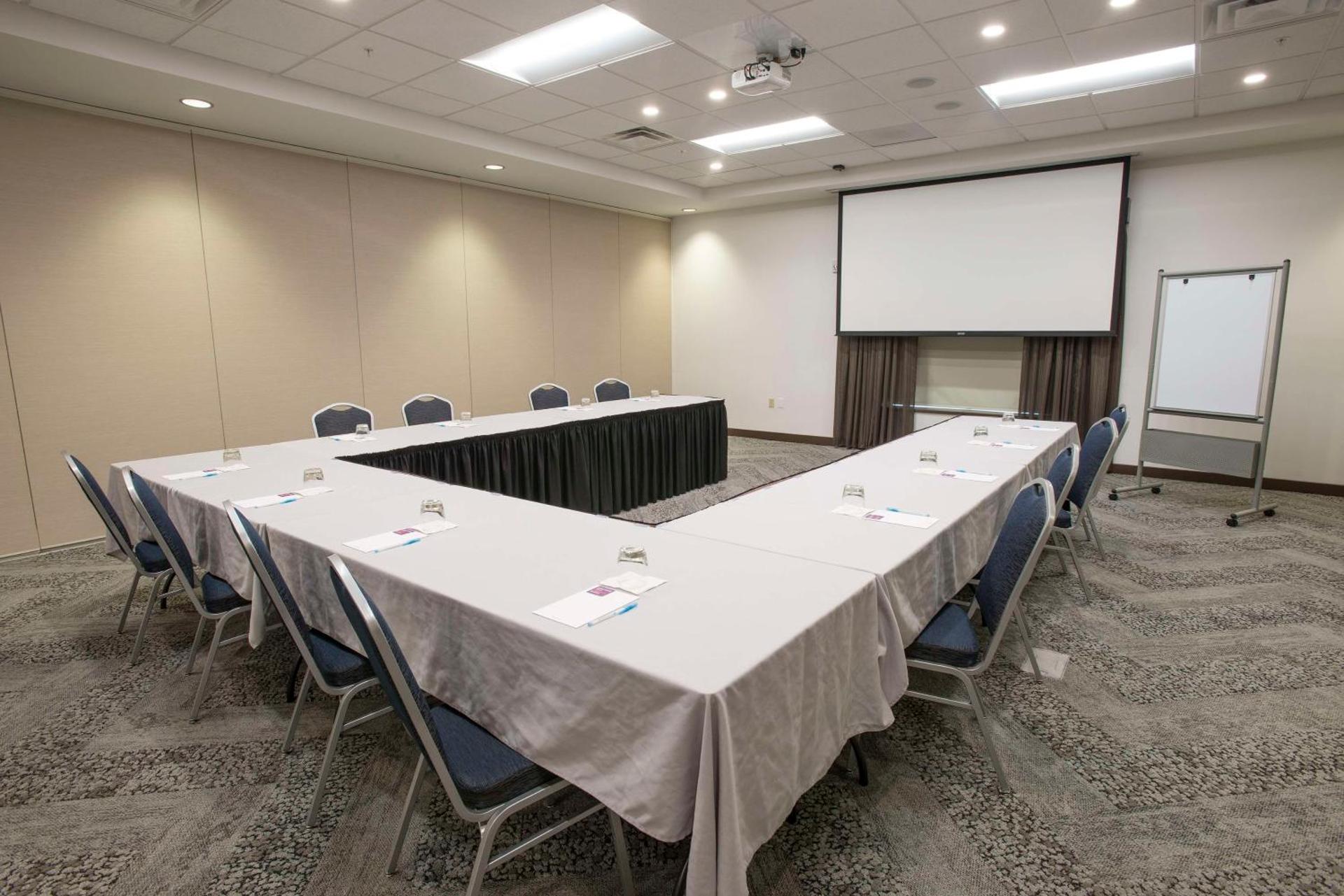 Meeting/conference room