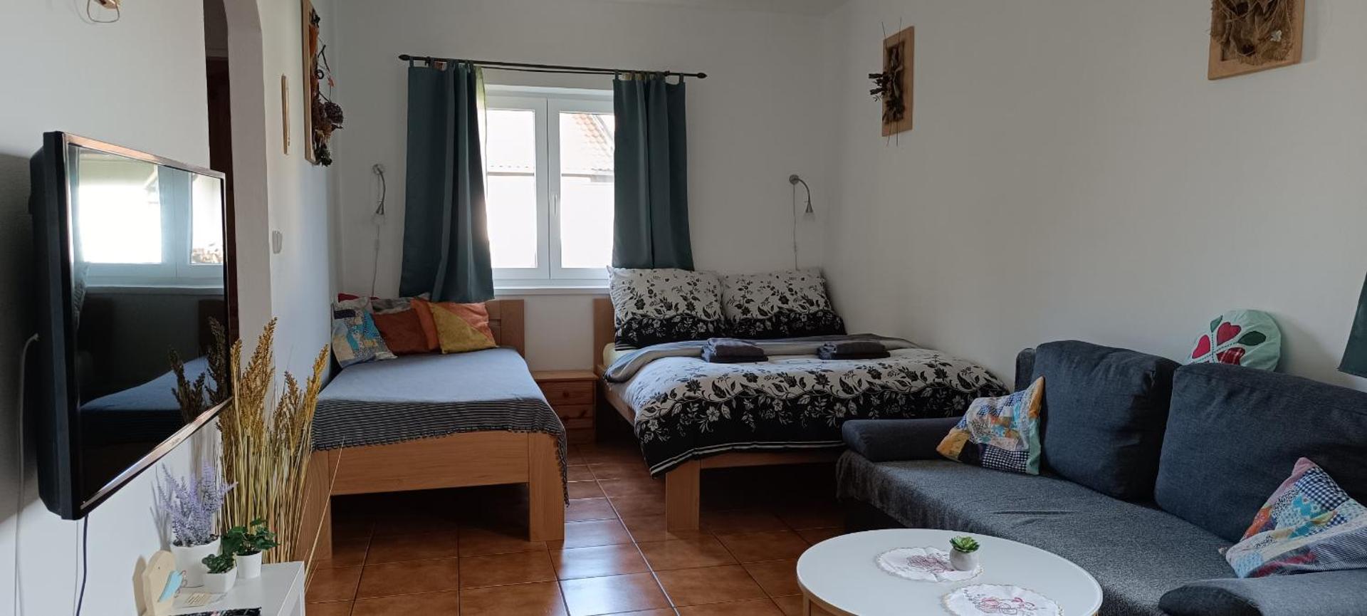 Photo of the whole room