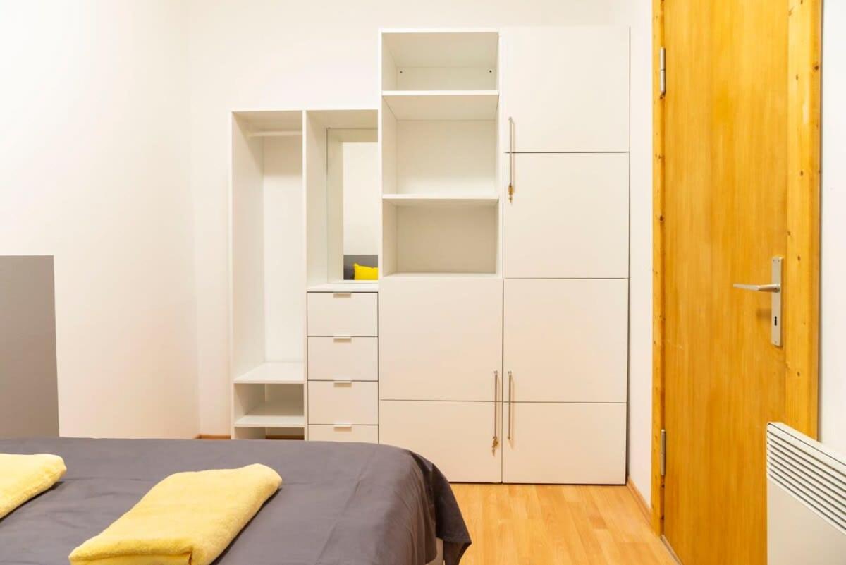 Cozy 2 room apartment next to Hermannstraße