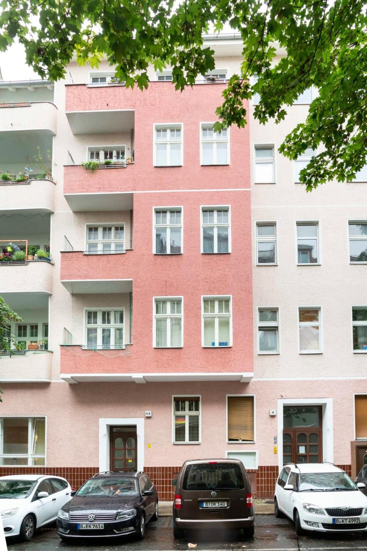 Cozy 2 room apartment next to Hermannstraße